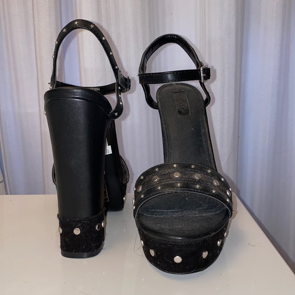 Brand New Topshop Black Studded Heels - Picture 1 of 5